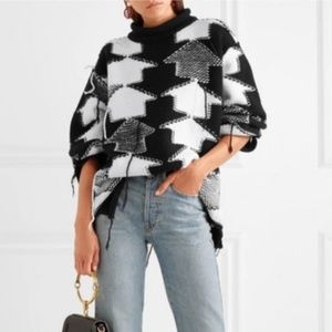 Knit Sweater with arrow checkerboard intarsia Small